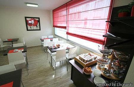 Moka Hotel 3*