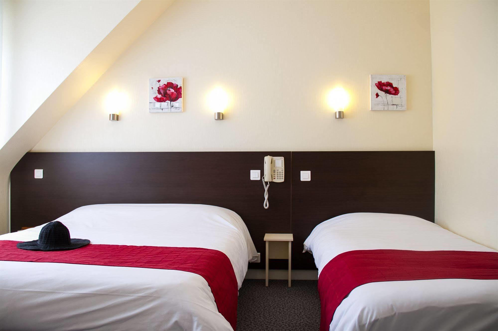 Moka Hotel 3*